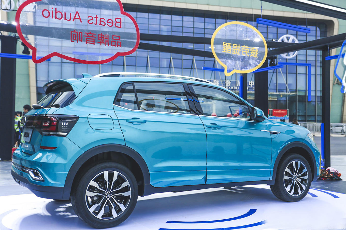 一汽大众进入新细分市场tacqua探影1149万元起价动了谁的奶酪