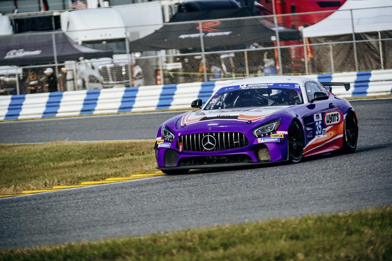 提起amg,就不得不提及它的两位创始人hans-werner aufrecht(a)和