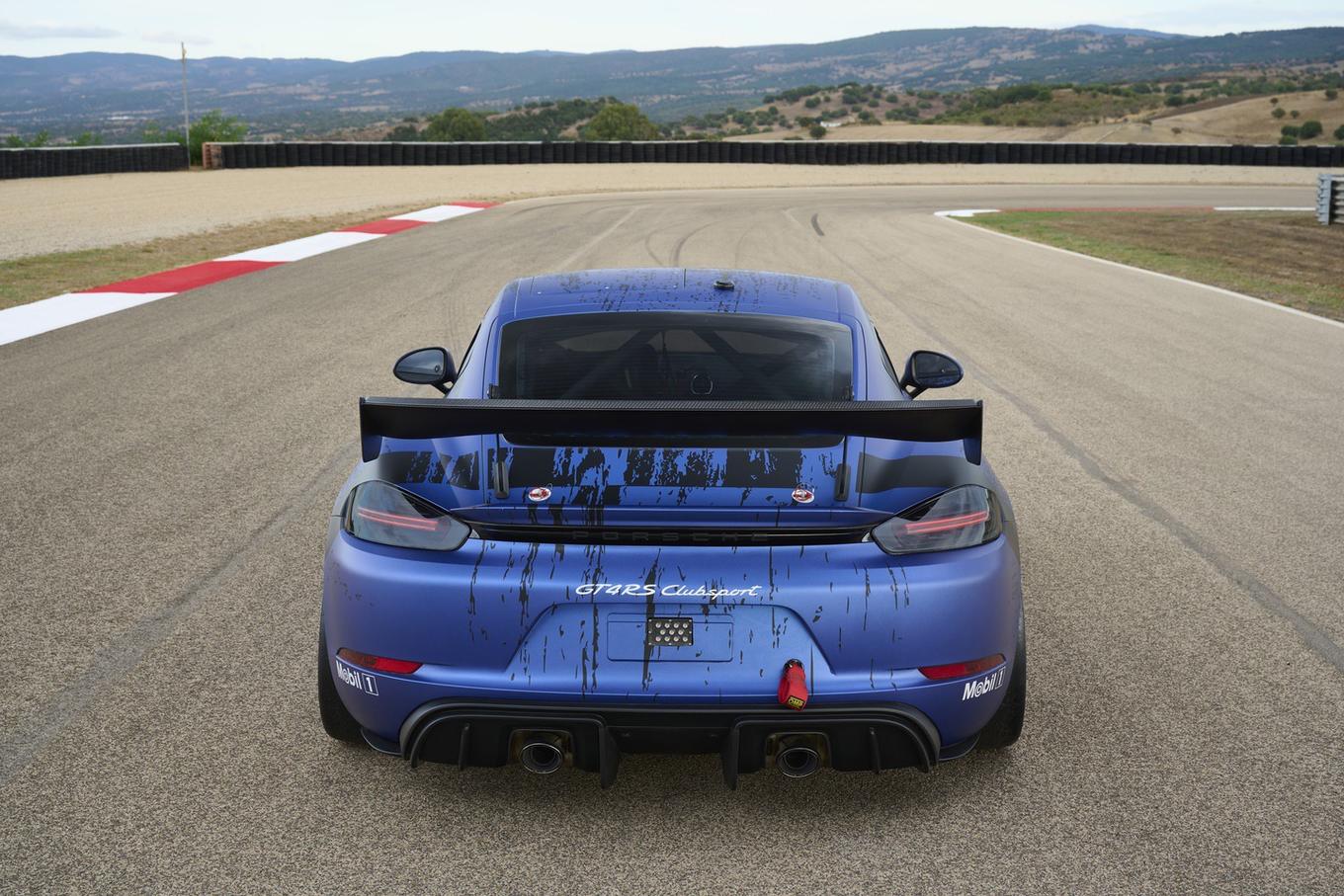 保时捷718caymangt4rsclubsport可以直奔跑道的500马力客户赛车