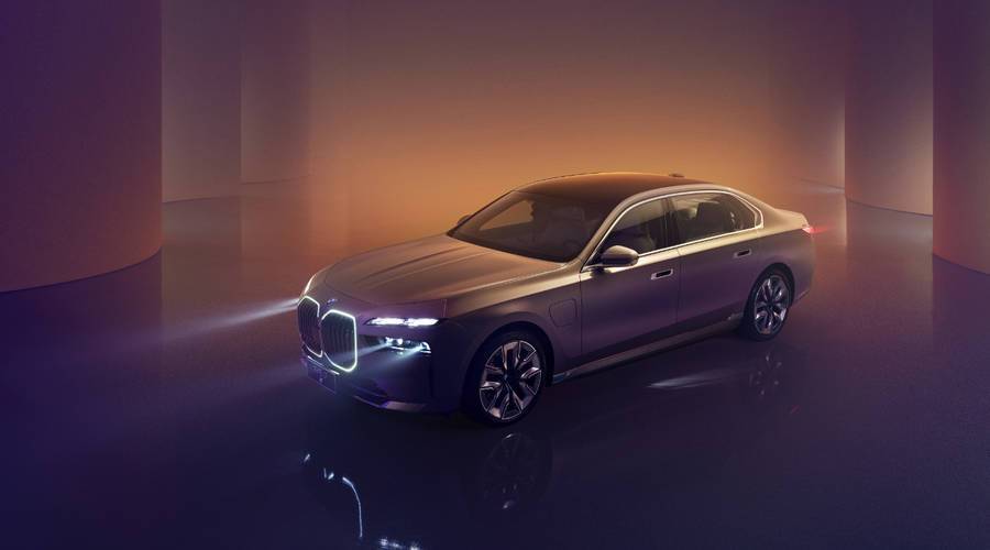全新BMW 7系初印象：水晶球和魔法屋