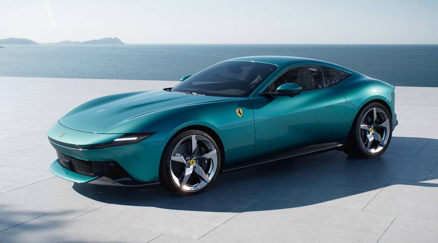 法拉利Amalfi / 双涡轮增压V8驱动，优雅出行搭档