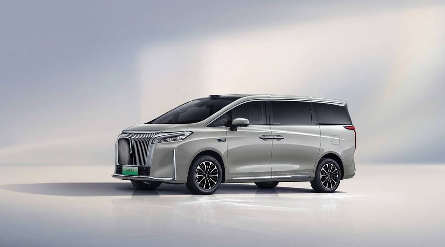 国产高阶MPV新选项入市，魏牌高山7填补家族空白