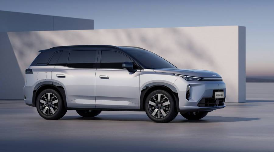 埃安推增程式新车，i60双动力预售