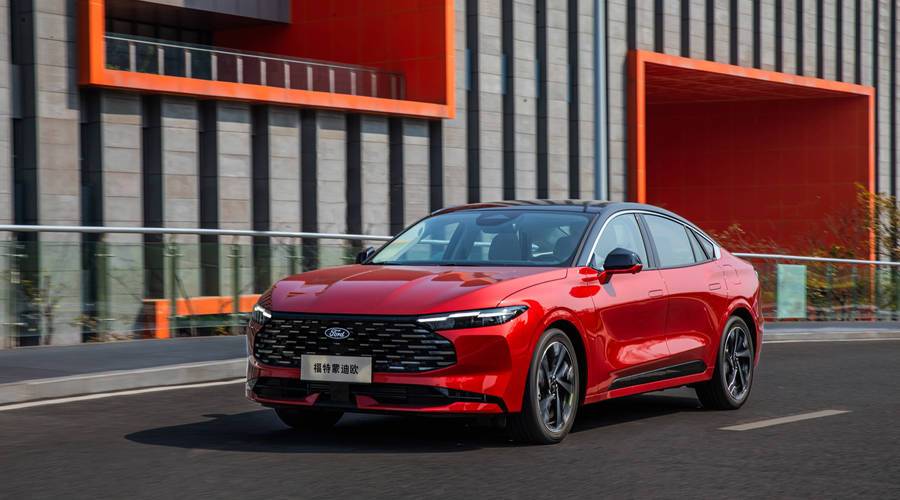 搭载第五代2.0T EcoBoost发动机，新蒙迪欧上市价14.98万元起