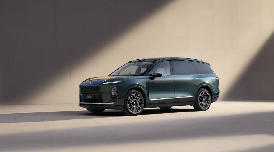 逆境崛起还是毕其功于一役？蔚来全新ES8交付忙