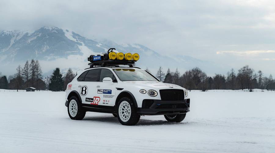 宾利添越X Concept/市场反馈收集者，挑战不可能