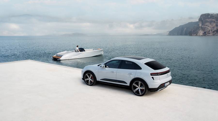 电动游艇保时捷加持，850 Fantom Air推动力源自Macan