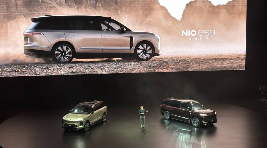蔚来ES9开启预售，科技行政旗舰看点面面观