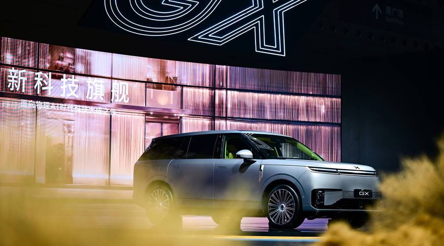 预售价39.98万元，小鹏GX如何定义“新科技旗舰”？