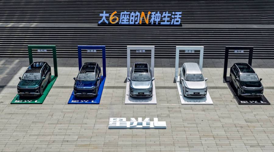 五菱首款旗舰大六座有何惊喜？星光L上市权益价10.98万元起