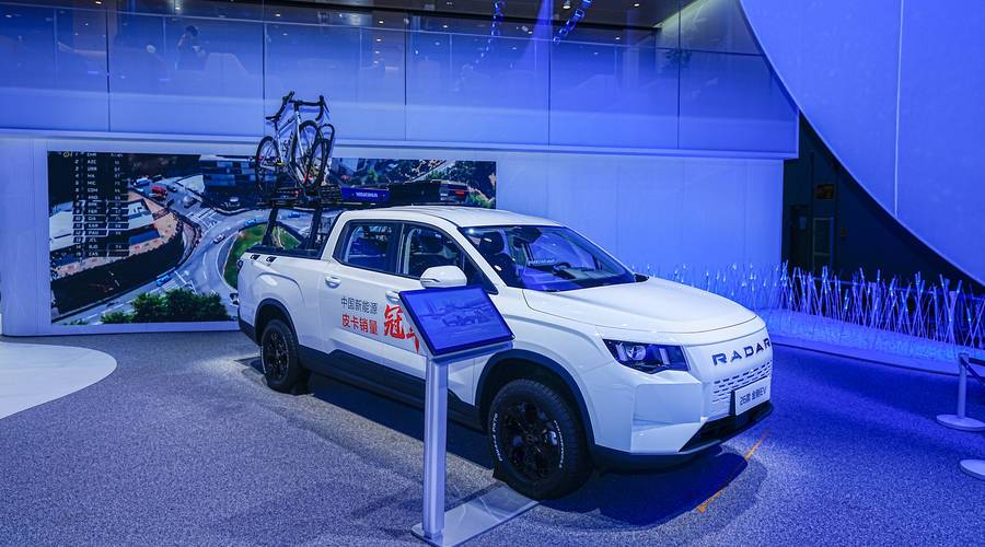 新能源皮卡暗潮汹涌，2026款雷达金刚 EV勾划致富攻略